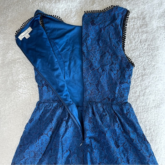 Francesca’s Lace Mini Dress - Picture 3 of 5